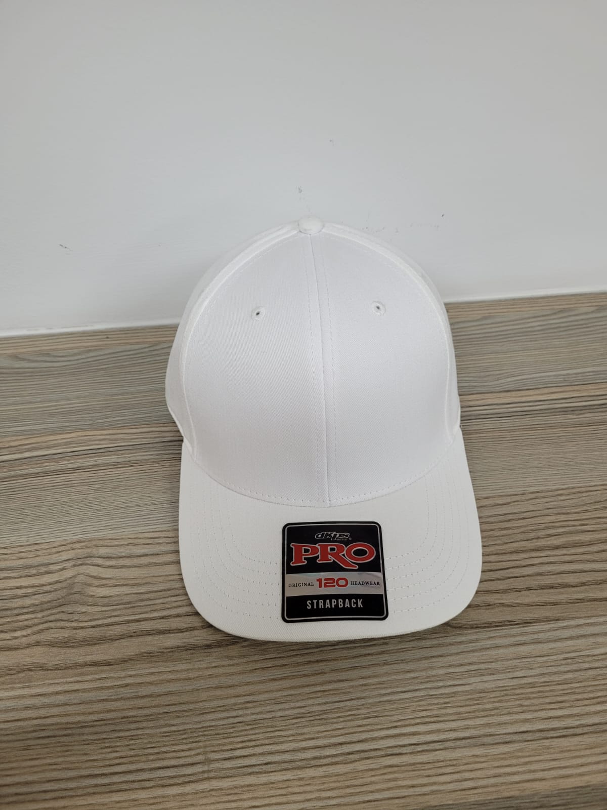 GORRA PRO 65% ALGODON 35% POLIESTER AJUSTE DE HEBILLA METALICA