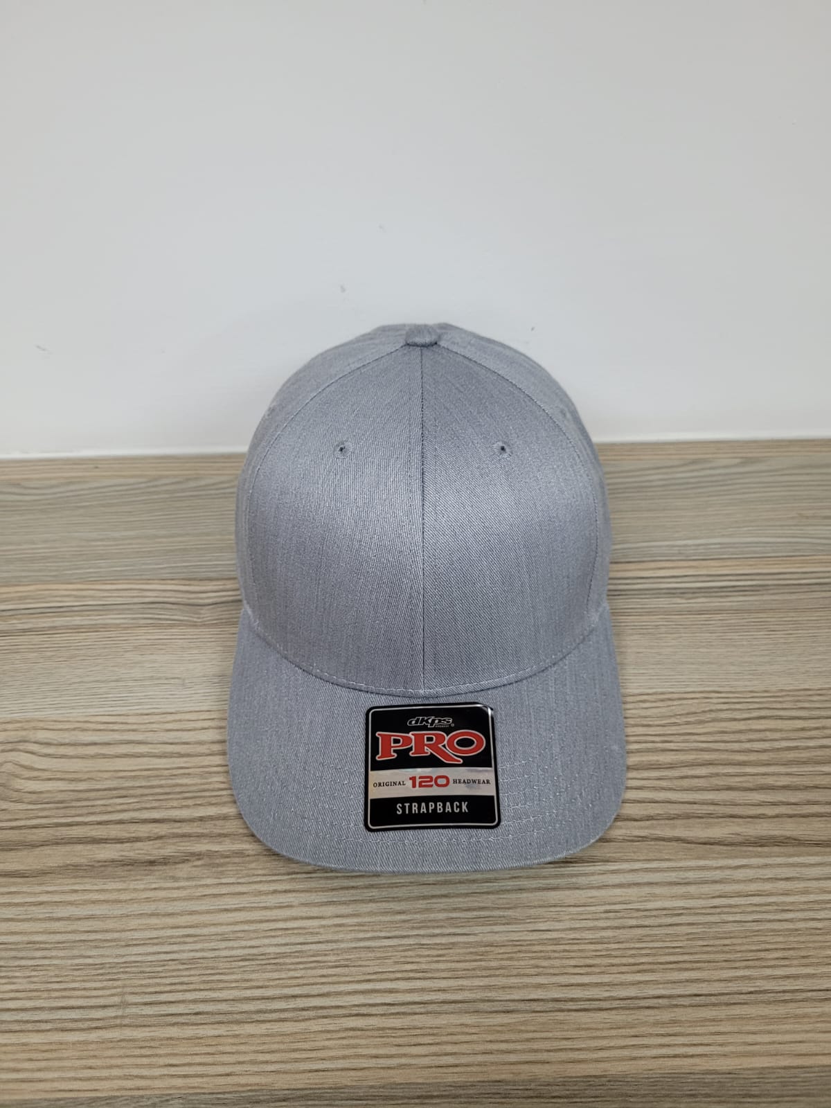 GORRA PRO 65% ALGODON 35% POLIESTER AJUSTE DE HEBILLA METALICA