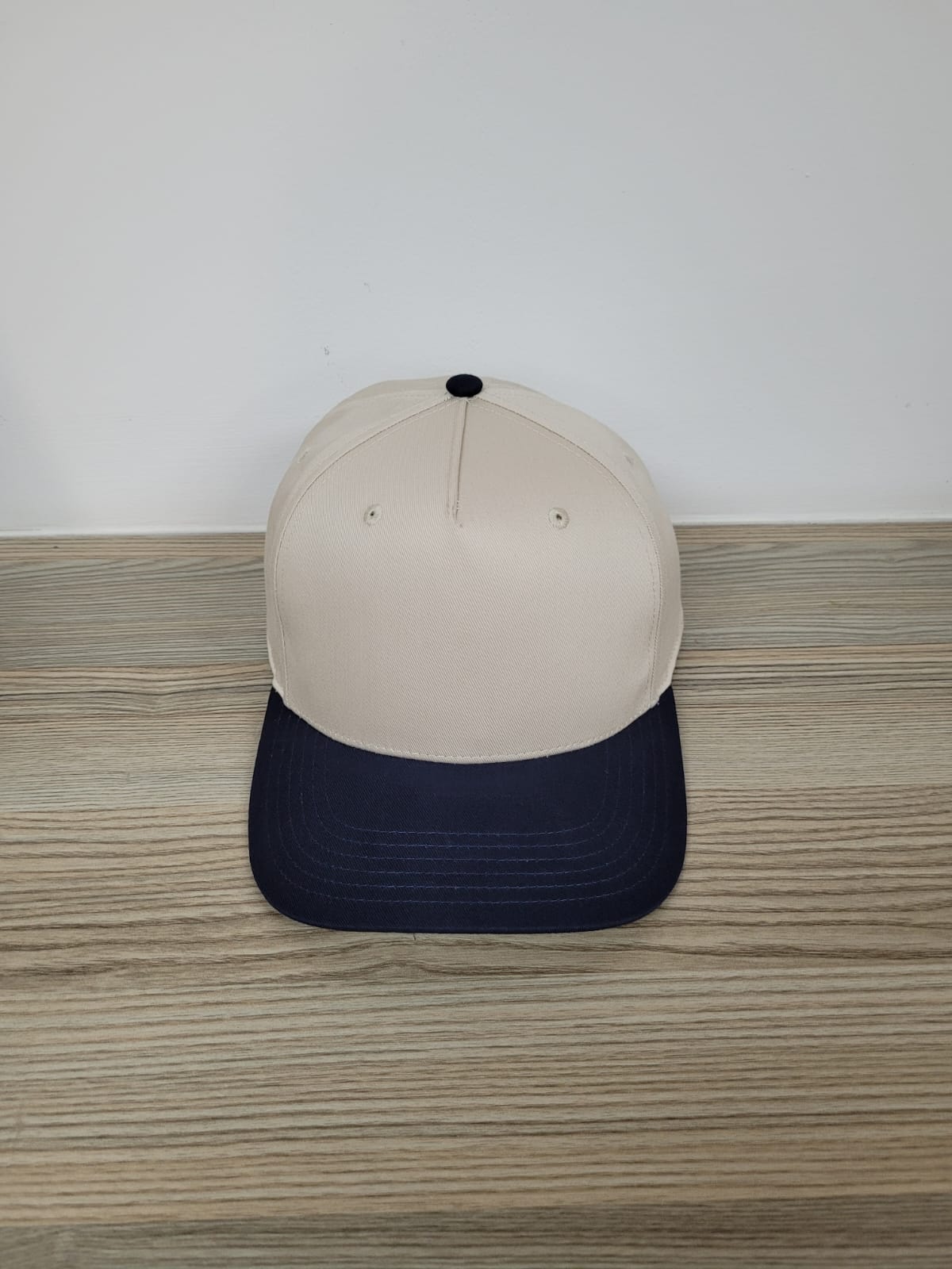 GORRA FULL PLUS 65% ALGODON 35% POLIESTER AJUSTE DE PLASTICO 5 GAJOS