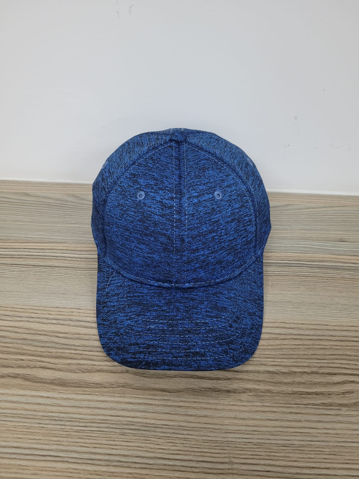 DKPS #220 GORRA JASPE POL 95% SPANDEX 5%. AJUSTE VELCRO
