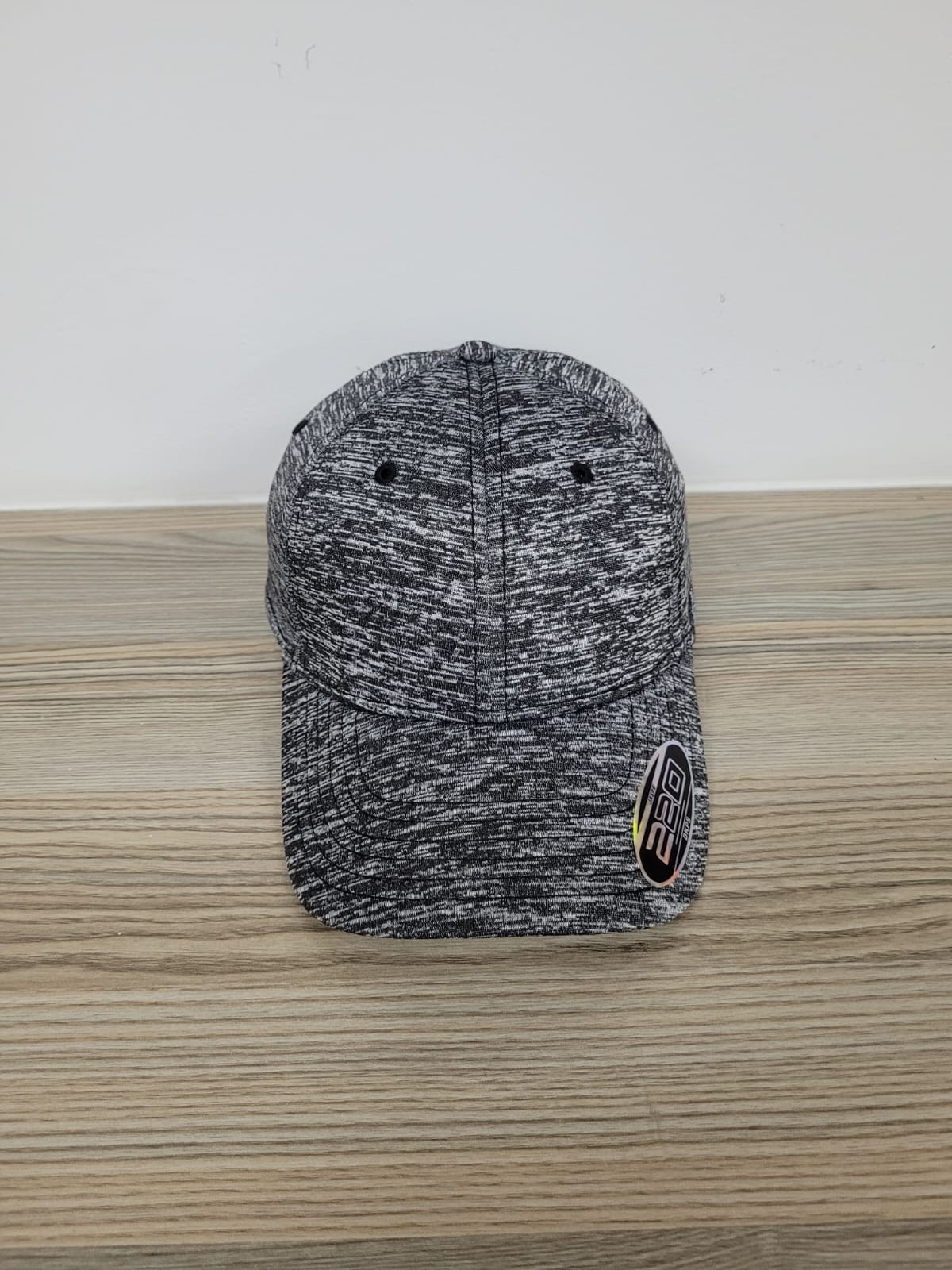 DKPS #220 GORRA JASPE POL 95% SPANDEX 5%. AJUSTE VELCRO