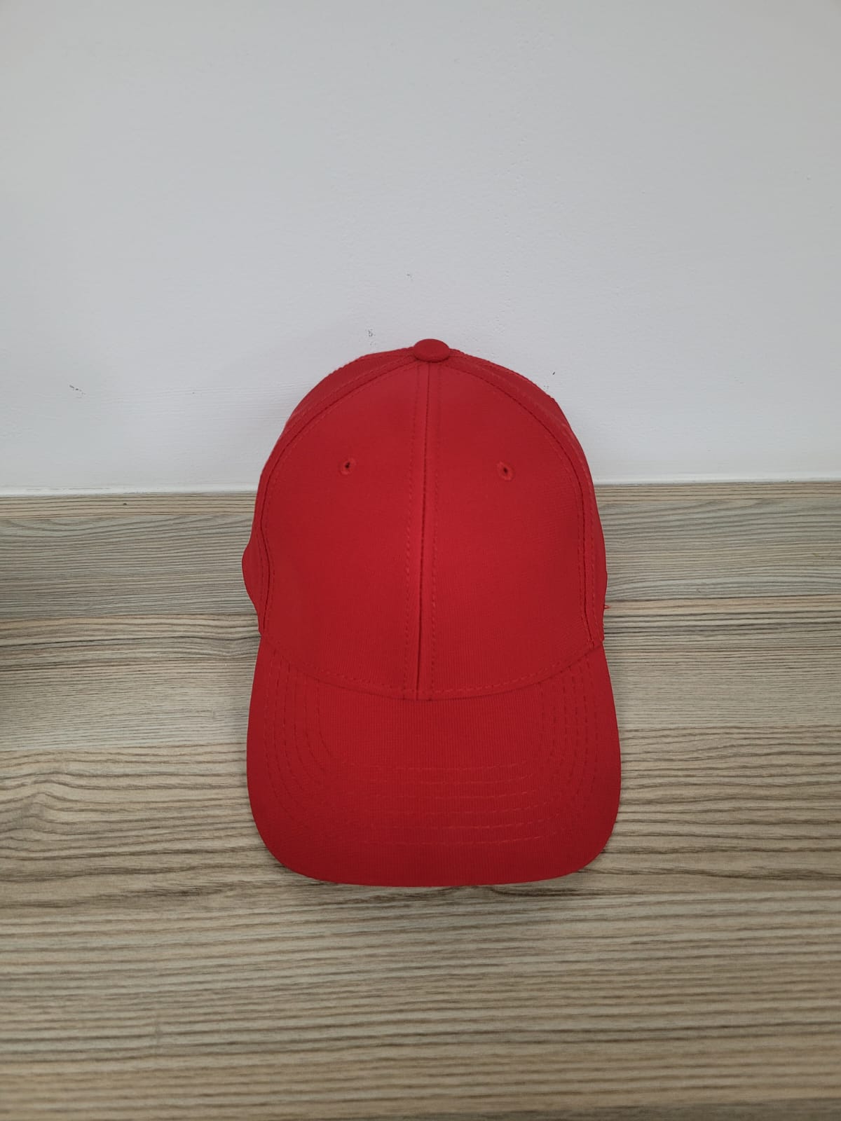 DKPS #245 GORRA CITY , POL 94% SPAN 6%, AJUSTE METALICO Y OJILLO METALICO