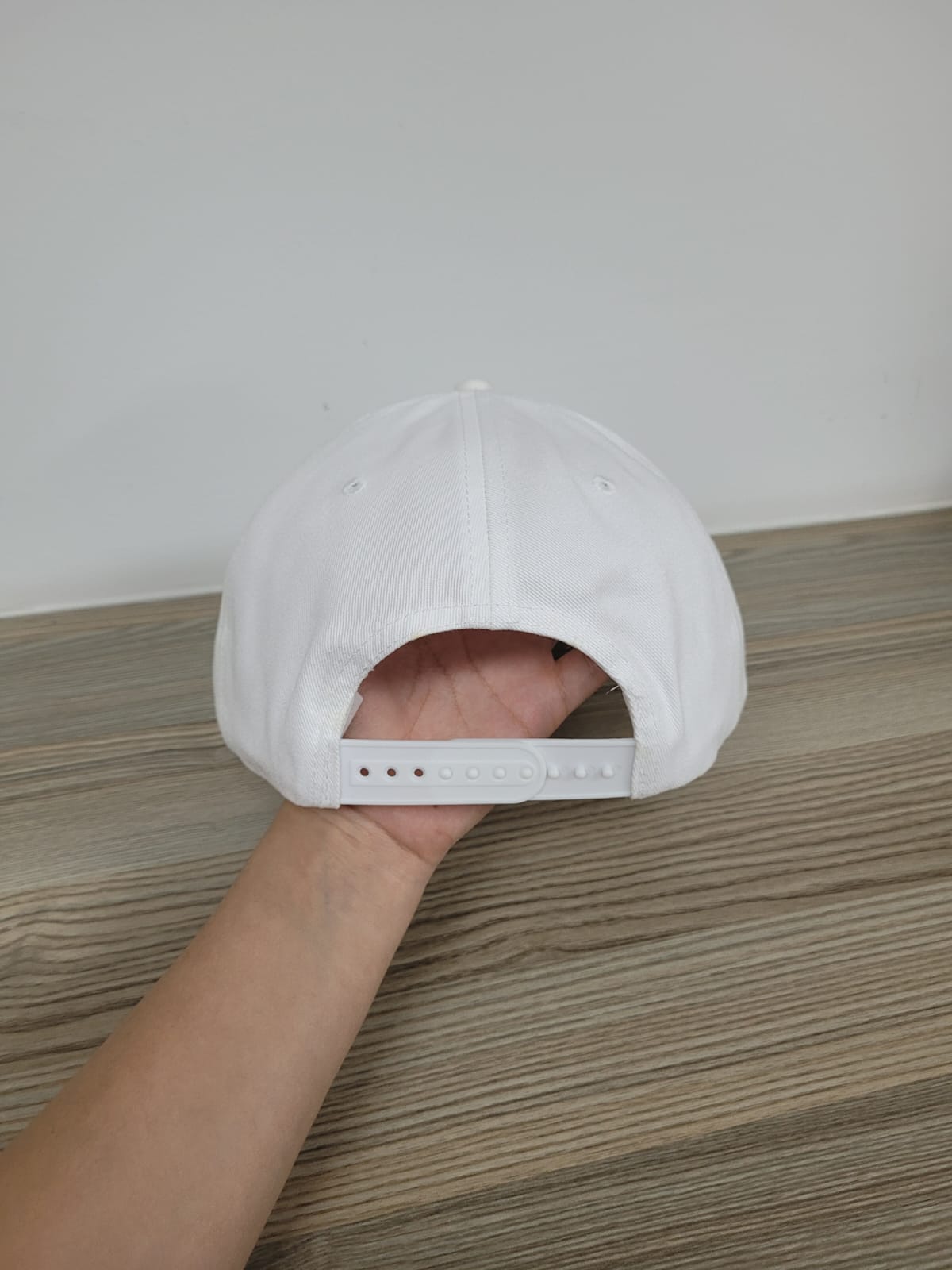 DKPS #270 GORRA PLANA GABARDINA 100% ALG. AJUSTE PLASTICO