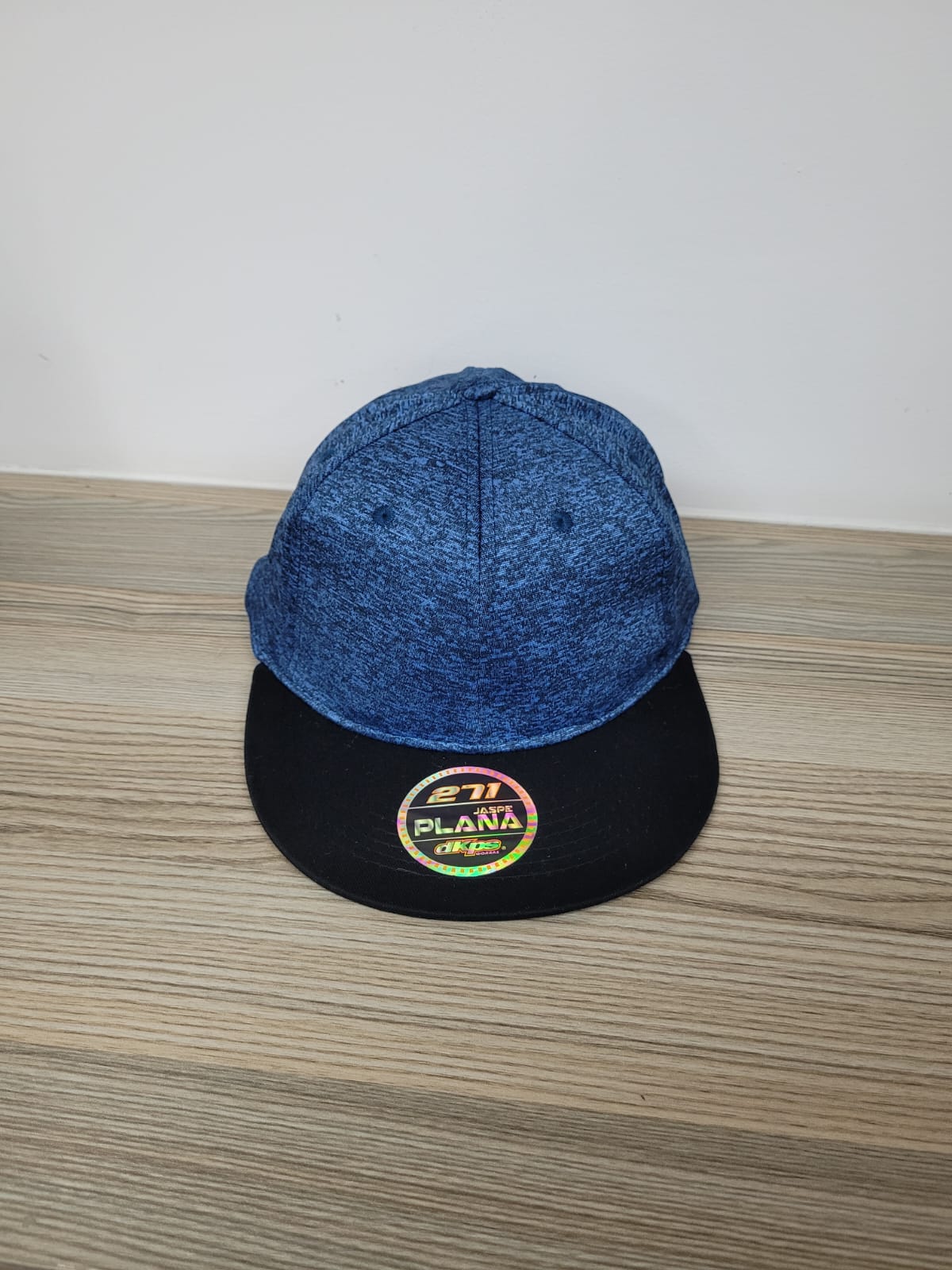 DKPS #271 GORRA PLANA JASPE POL 95% SPANDEX 5%.AJUSTE VELCRO
