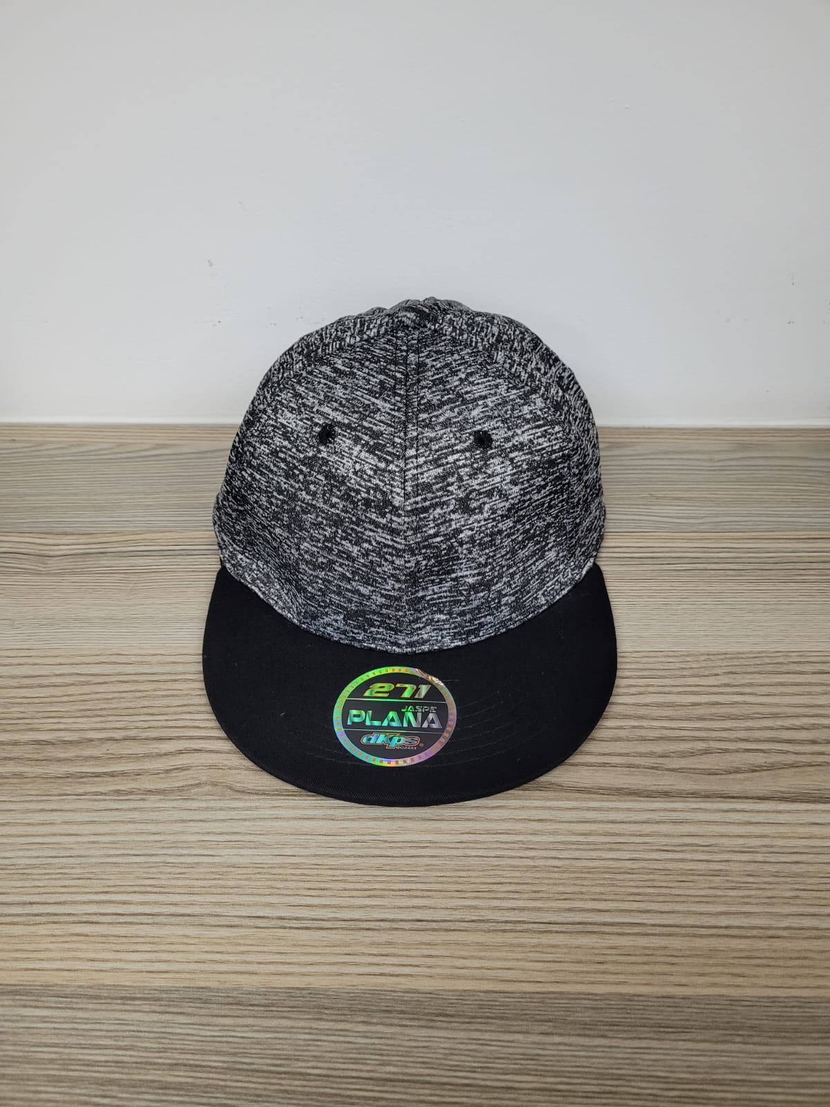 DKPS #271 GORRA PLANA JASPE POL 95% SPANDEX 5%.AJUSTE VELCRO