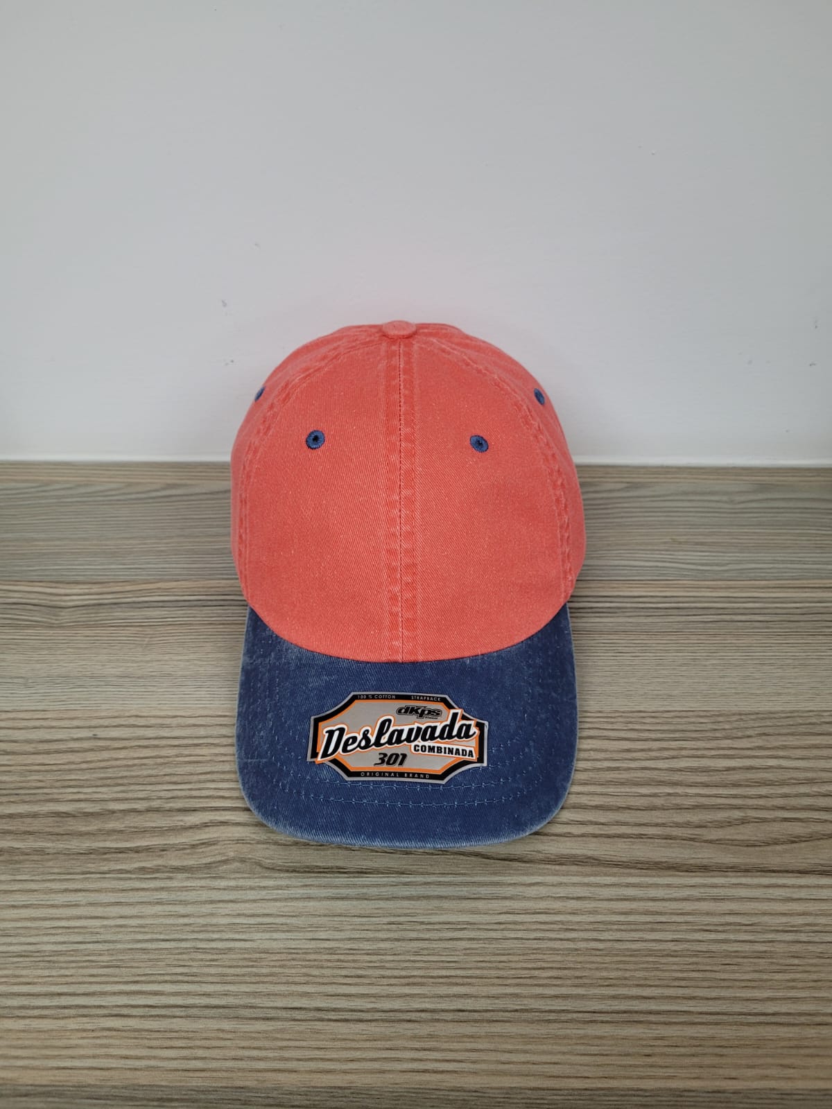DKPS #301 GORRA DESLAVADA COMB GAB PIGMENTADA 100% ALG. AJUSTE VELCRO