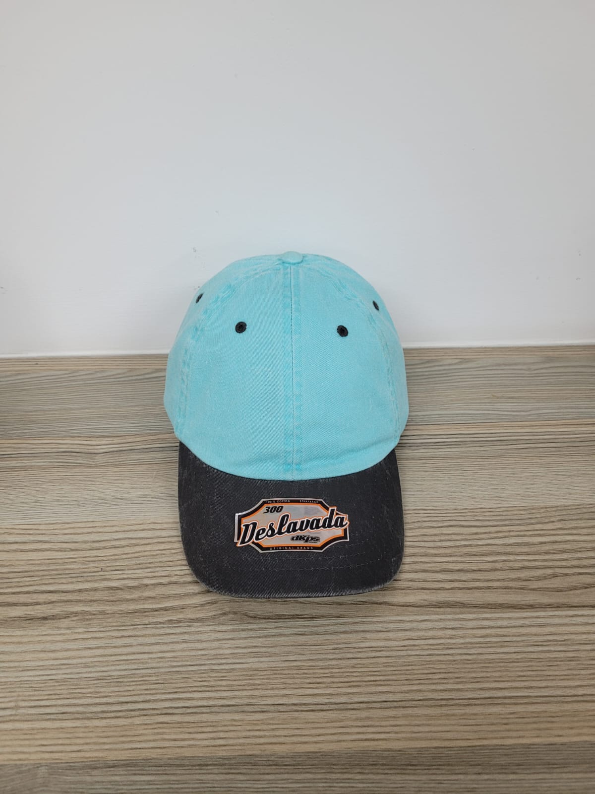 DKPS #301 GORRA DESLAVADA COMB GAB PIGMENTADA 100% ALG. AJUSTE VELCRO