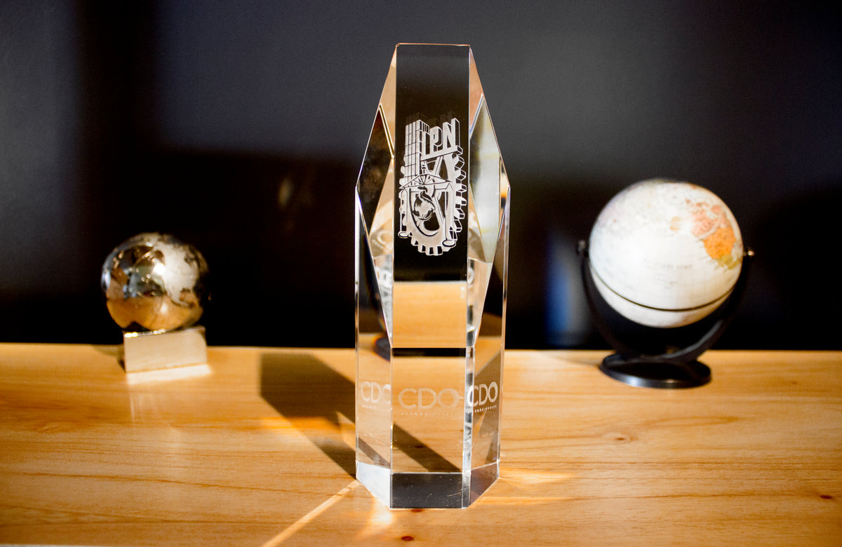 Trofeo de cristal diagonal