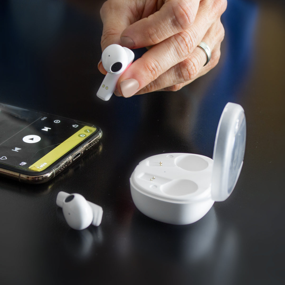 Audifonos bluetooth "SHELL"