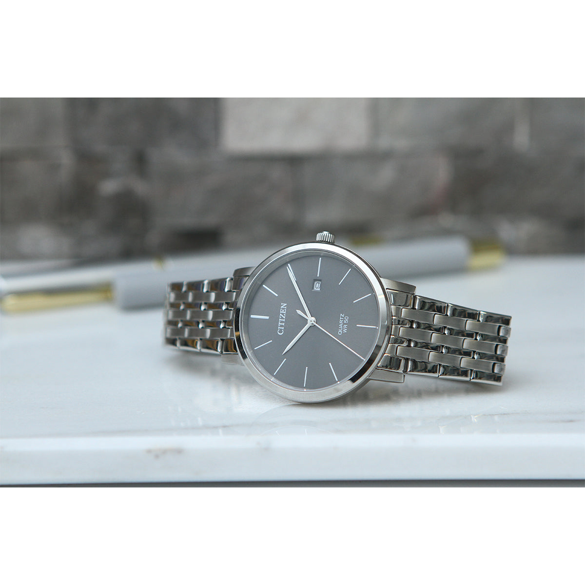 Reloj de pulso Lumphat.